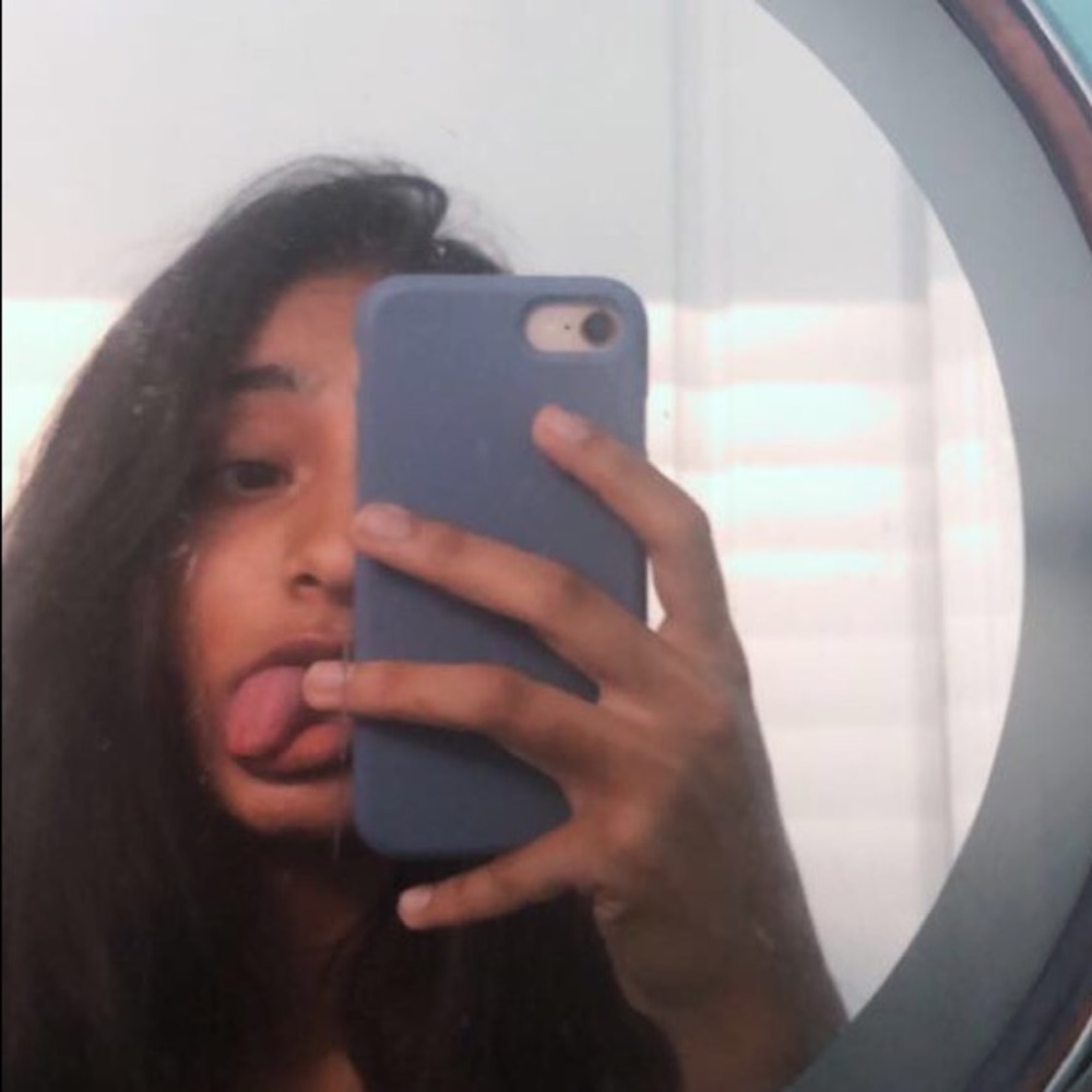 Meet your Posher, Mansi